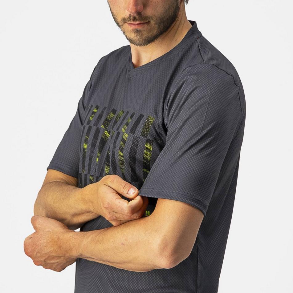 castelli castelli t-shirt trail tech tee - dark gray/black/electric lime - foto 3
