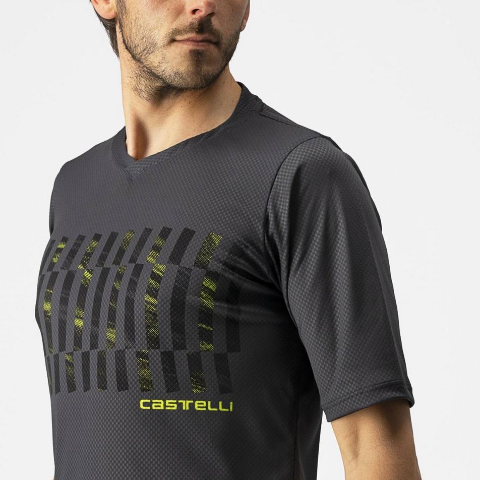 castelli castelli t-shirt trail tech tee - dark gray/black/electric lime - foto 5