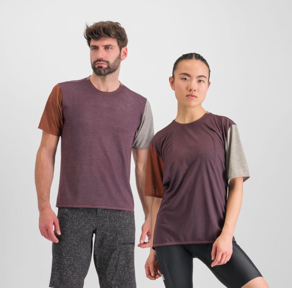 sportful sportful t-shirt sky rider giara tee - huckleberry - foto 1