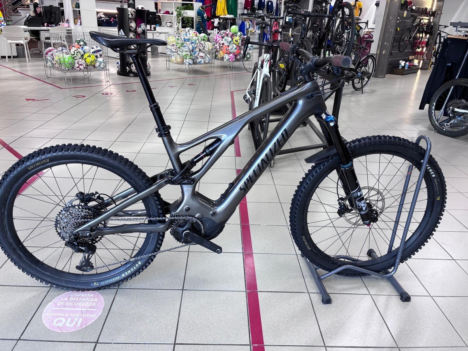 usato usato bici specialized e-mtb turbo levo carbon 2023 xl - foto 1